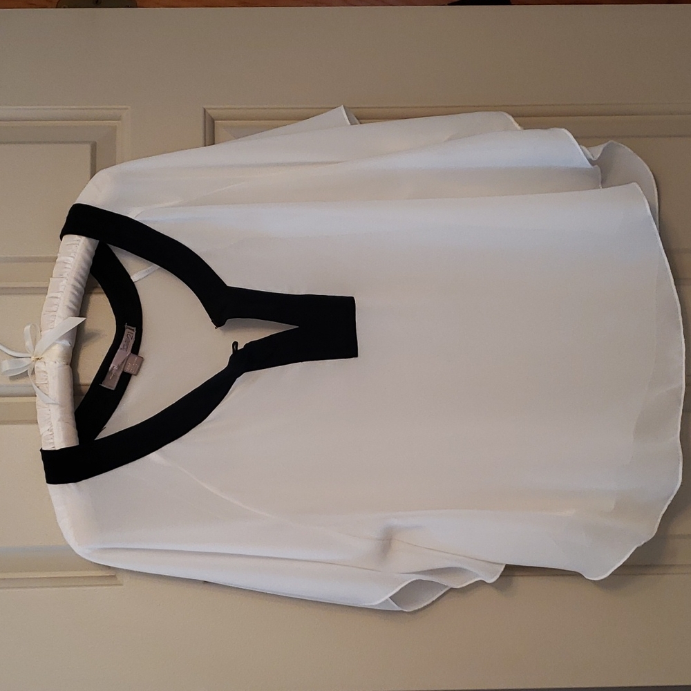 Love 21 sheer white & black trim top